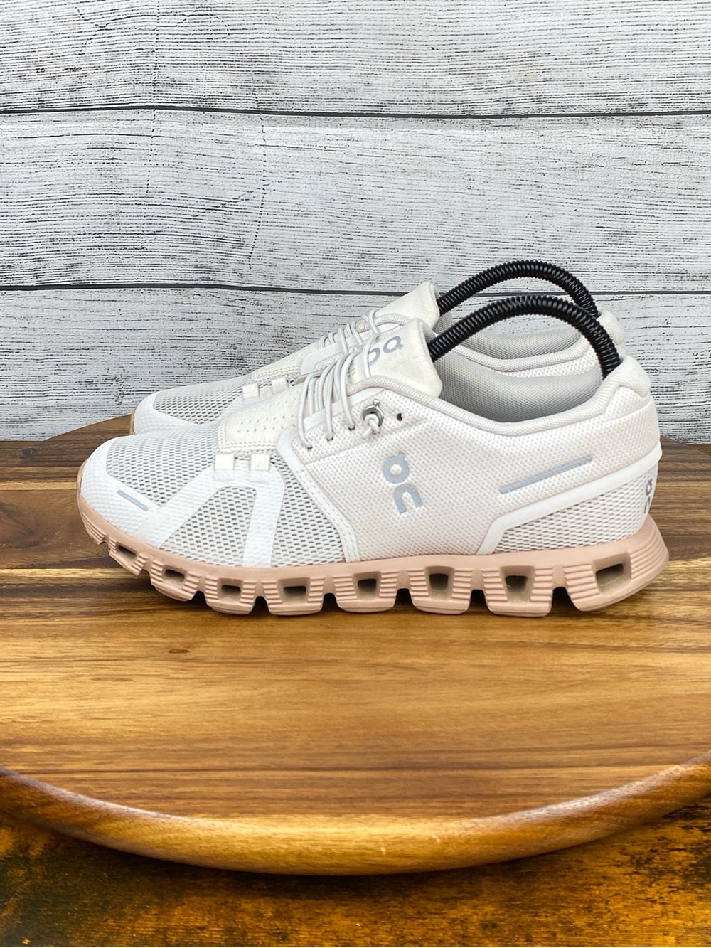ON Running Cloud 5 Sand Rosebrown Slip On Lifestyle Shoe Womens Sneaker Size 7.5